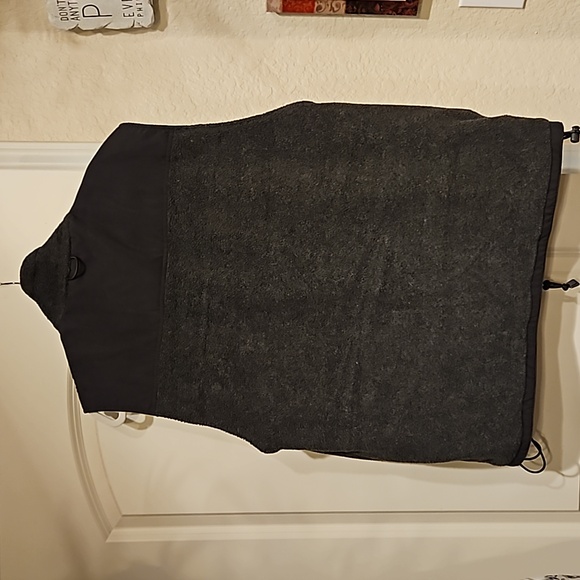 U.S. Expedition Reversible Sherpa Vest - Picture 4 of 4